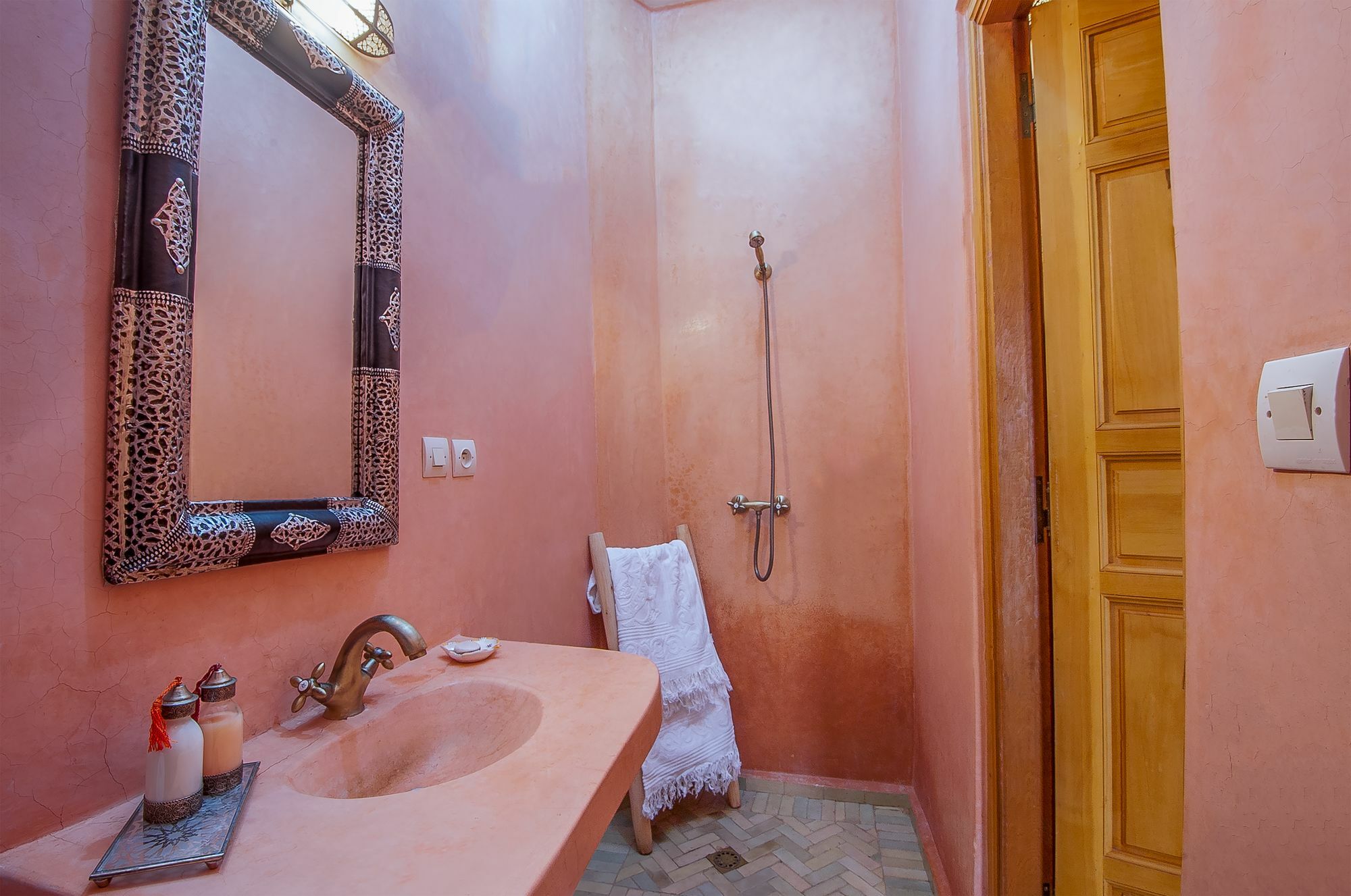 Riad Lakouas Marrakesh Bagian luar foto